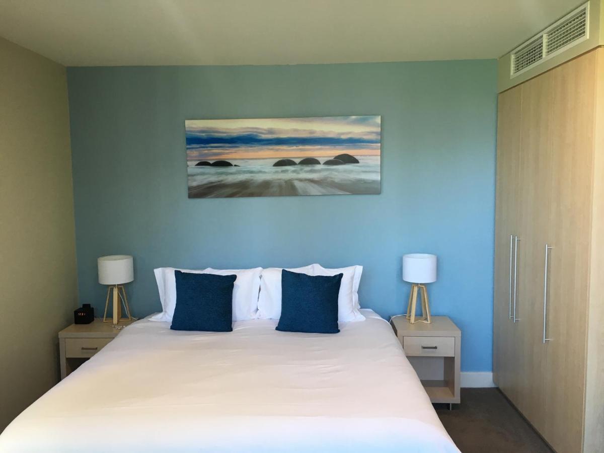 Beachside Luxury Apartments One & Two Bedroom In Beachfront Oaks Pier Building غلينلغ المظهر الخارجي الصورة