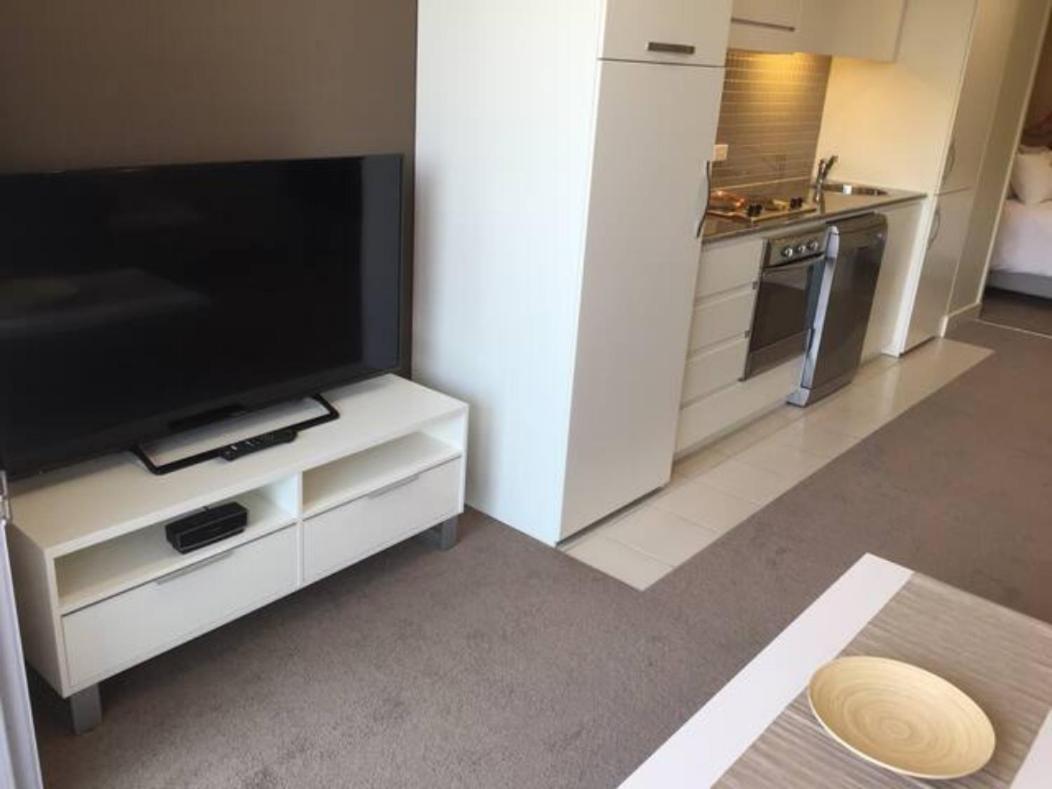 Beachside Luxury Apartments One & Two Bedroom In Beachfront Oaks Pier Building غلينلغ المظهر الخارجي الصورة