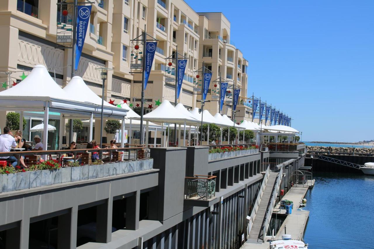 Beachside Luxury Apartments One & Two Bedroom In Beachfront Oaks Pier Building غلينلغ المظهر الخارجي الصورة